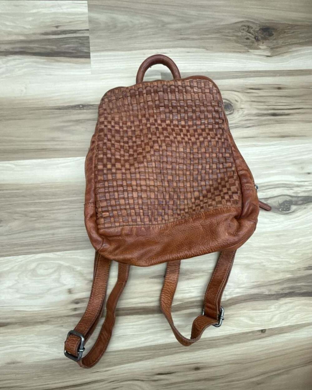 Vilenca Holland Emilia Woven Cognac Leather Backpack